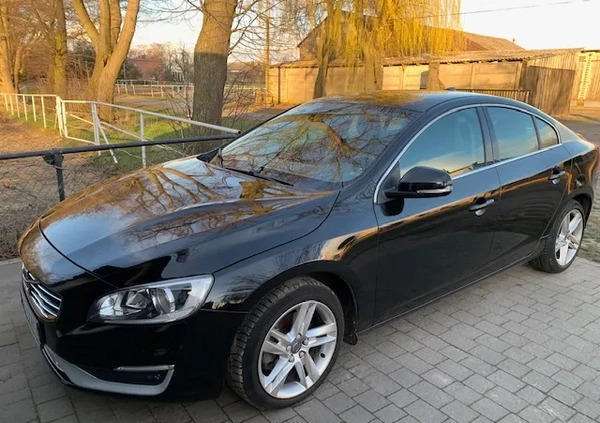Volvo S60 cena 49000 przebieg: 117000, rok produkcji 2016 z Błaszki małe 106